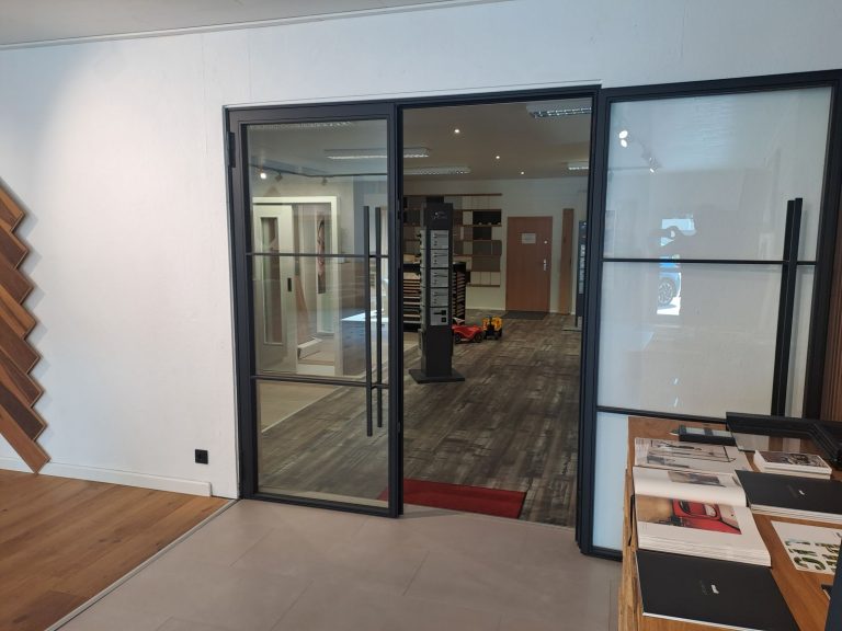 Lofttür mit Glas bei Holz Blüm Bürstadt
